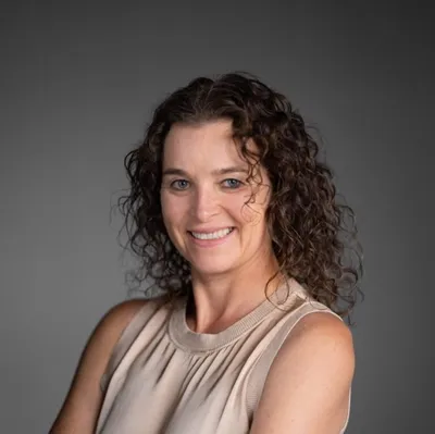 Portrait of Dr Claudia Röthinger